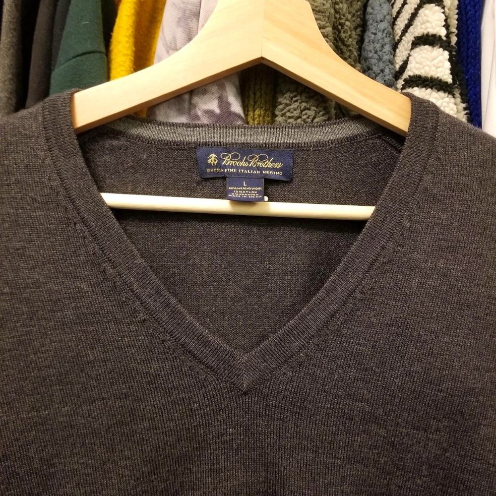 BROOKS BROTHERS EXTRA FINE ITALIAN MERINO WOOL SWEATER GREY MEN'S SIZE LARGE